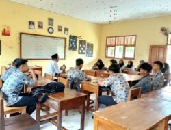 Rohis SMAN 3 Tumijajar Rutin Gelar BBQ