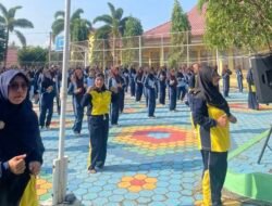 Guru dan Siswa SMKN 1 Kalianda Kompakan Senam Bersama