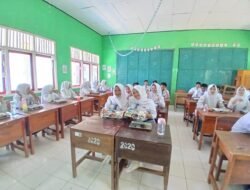 Terima Program MBG, Pelajar SMAN 2 Kasui Bersuka Cita