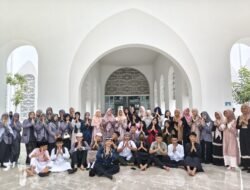 SMKN 3 Bandar Lampung Peringati Isra’Mi’raj di Masjid Raya Al-Bakrie